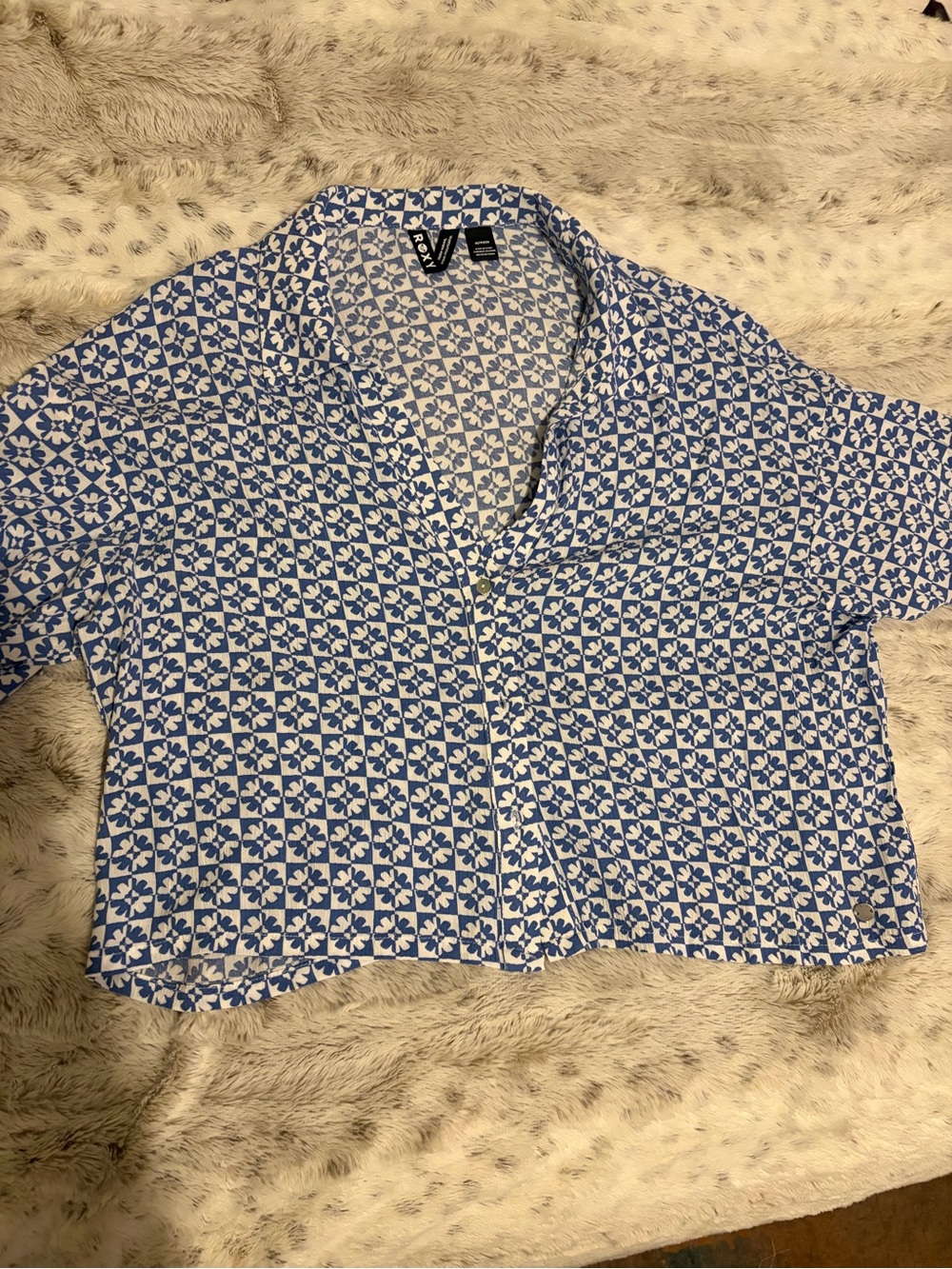 Roxy Blue and White Floral-Check Cropped Button Shirt
